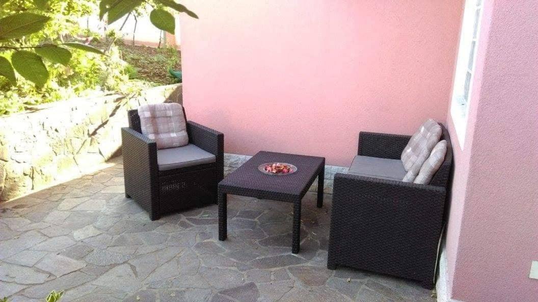 Apartment & Rooms Lilis Ізола Екстер'єр фото